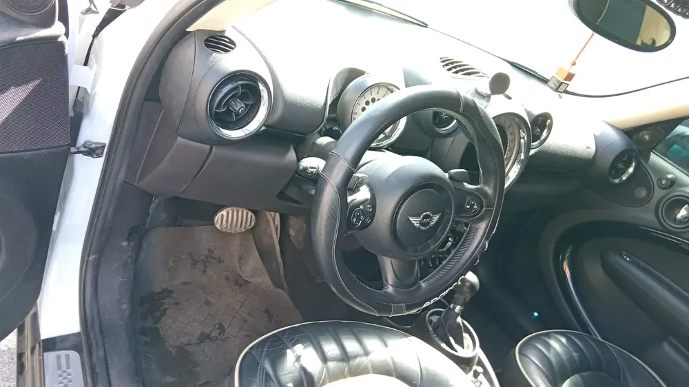 Mini Cooper S TURBO 2013  GCC SPECS LADY DRIVEN - Image 9