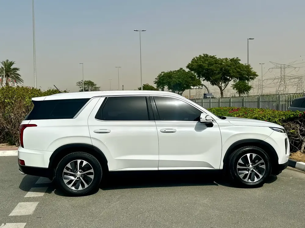 4X4 7-Seater 1270/-AED 2022 Hyundai Palisade Smart  | GCC Specs | Excellent Condition - Image 19