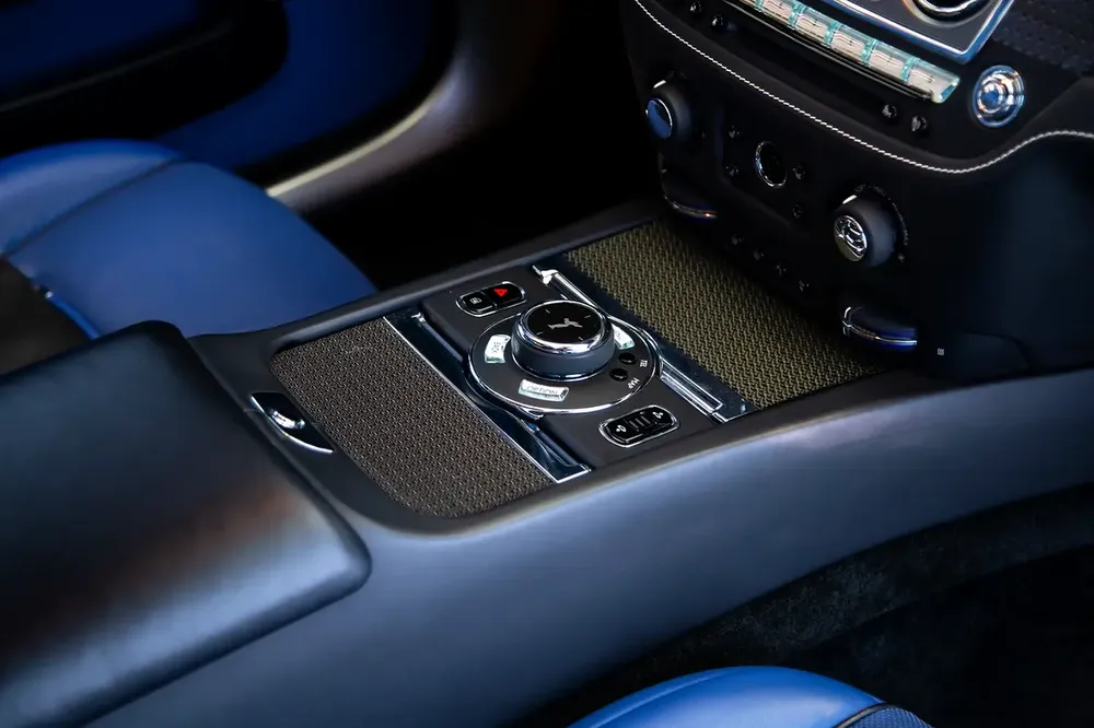 BLACK BAGDE | 4 BUTTONS | TWO TONE INTERIOR | STARLIGHT - Image 11