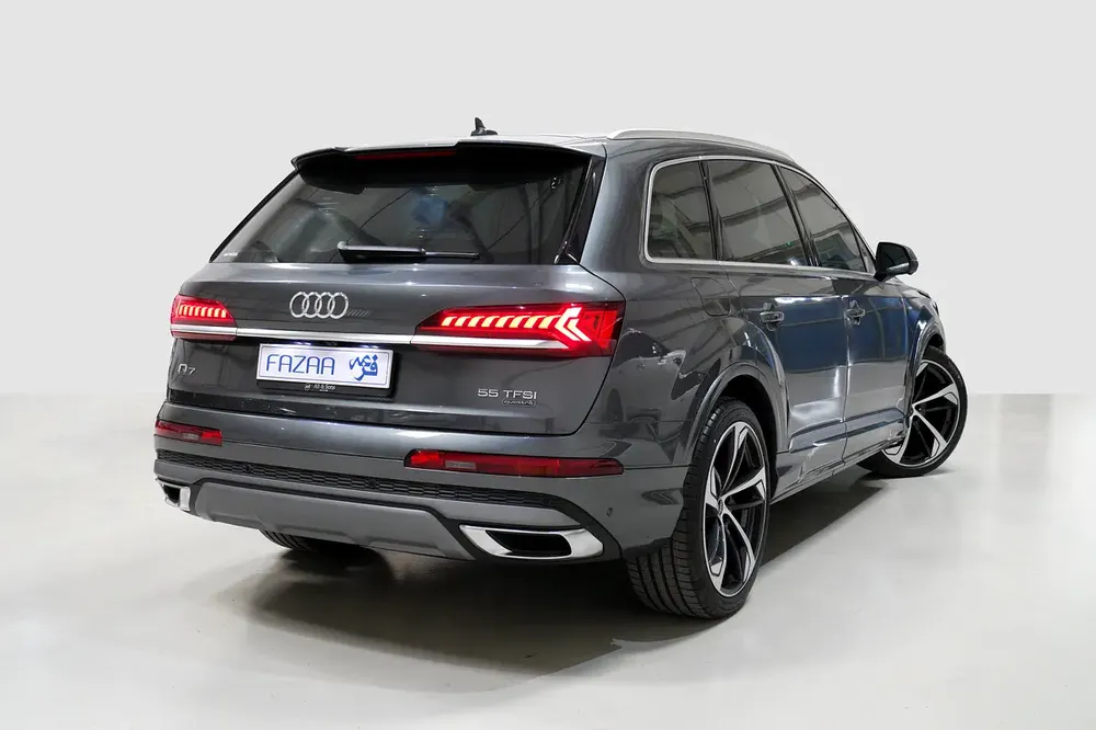 Audi Q7 55 TFSI Quattro S line 2023 - Image 4