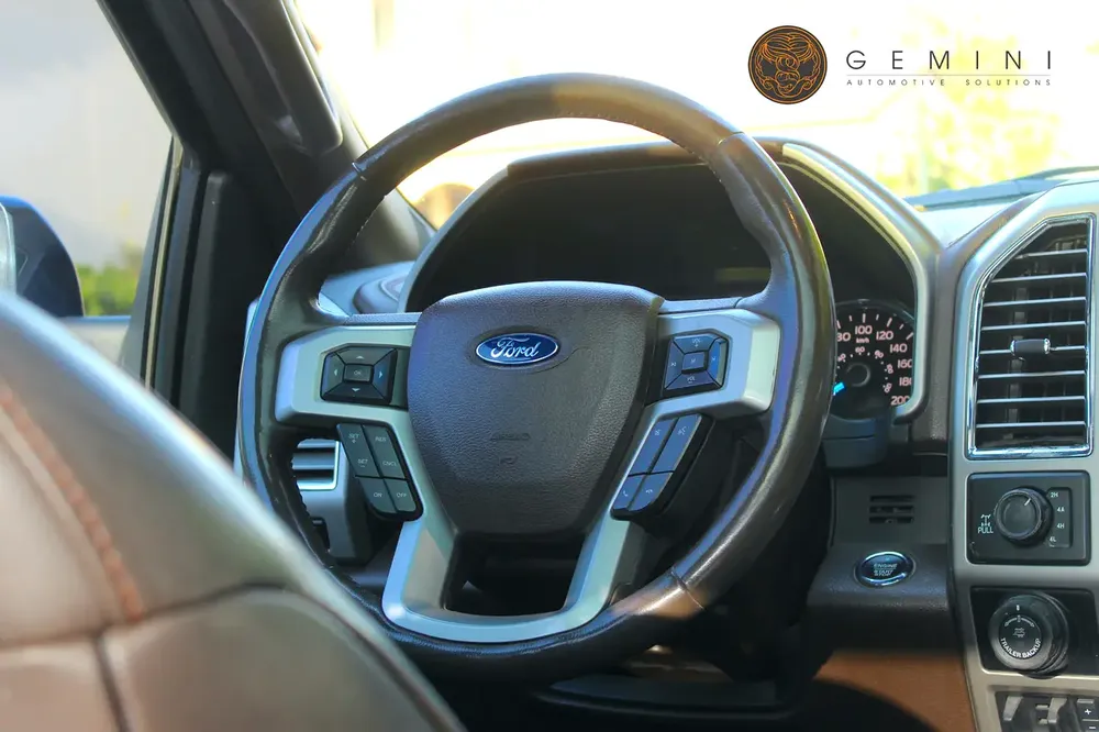Ford F150 3.5 EcoBoost King Ranch GCC ONE OWNER - Image 14