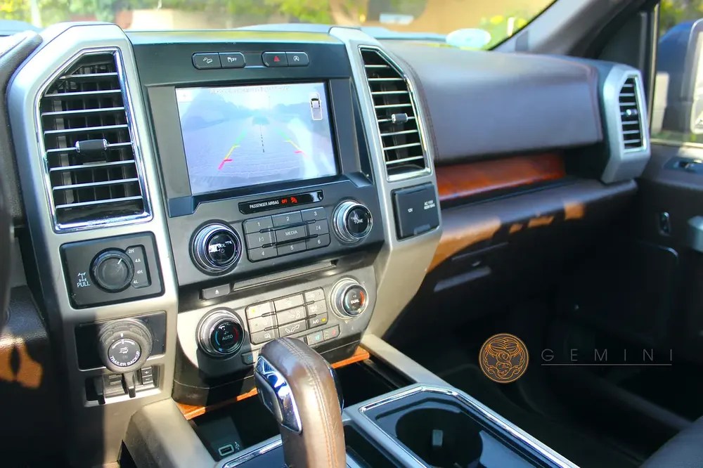 Ford F150 3.5 EcoBoost King Ranch GCC ONE OWNER - Image 16