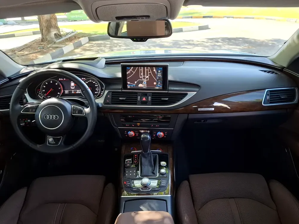 GCC AUDI A7 2016 V6 3.0L SLINE PACKAGE TOP OF RANGE - Image 11