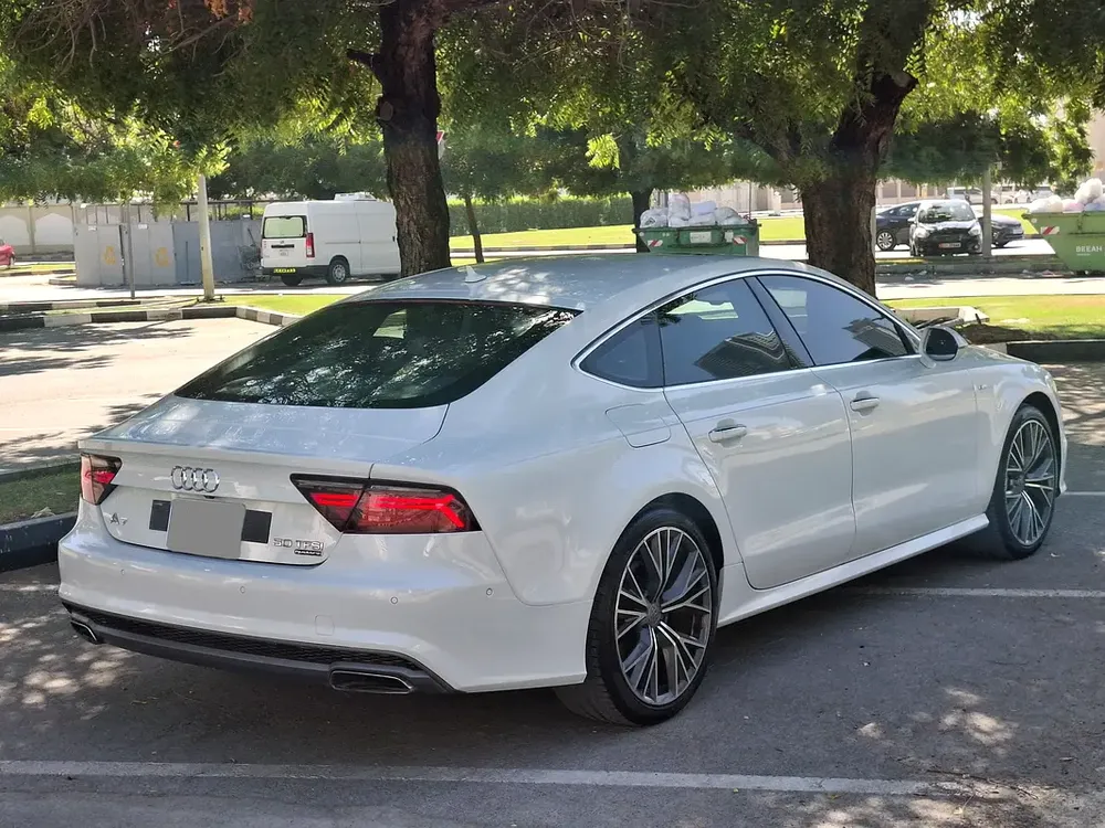 GCC AUDI A7 2016 V6 3.0L SLINE PACKAGE TOP OF RANGE - Image 5