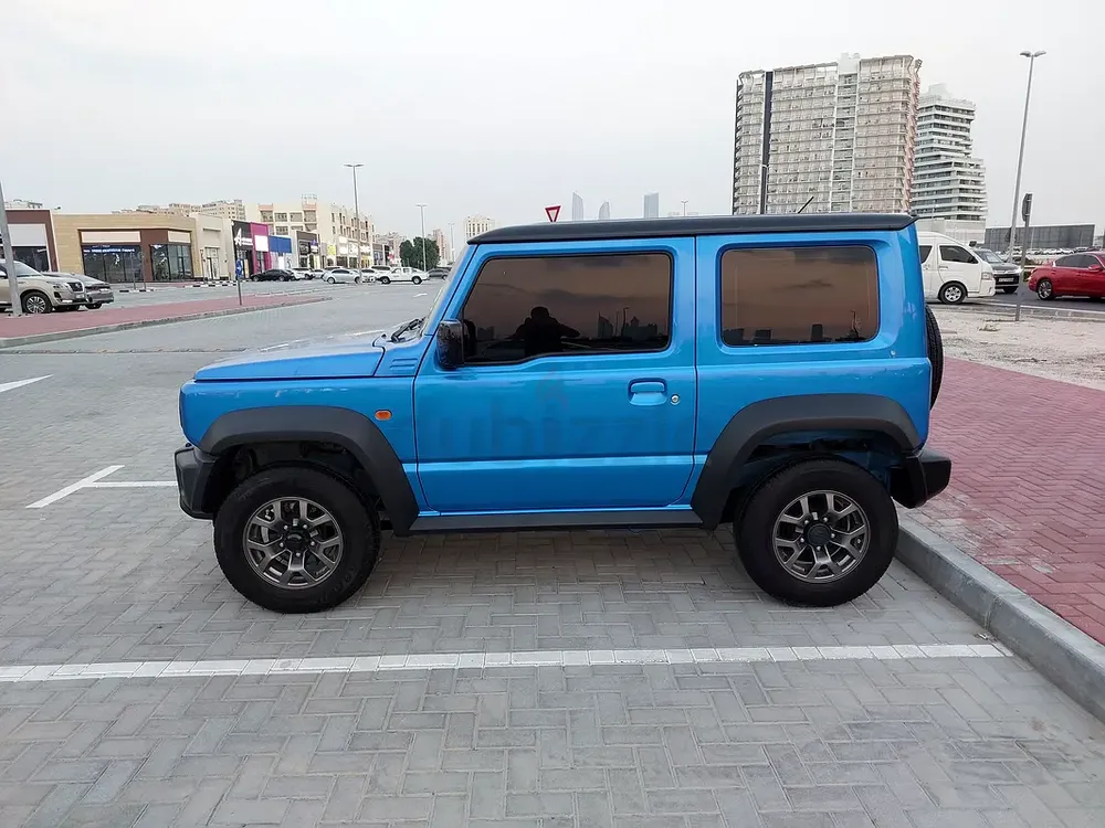 Suzuki jimny glx full option gcc 7yrs warranty from Suzuki Only 64000km! - Image 5