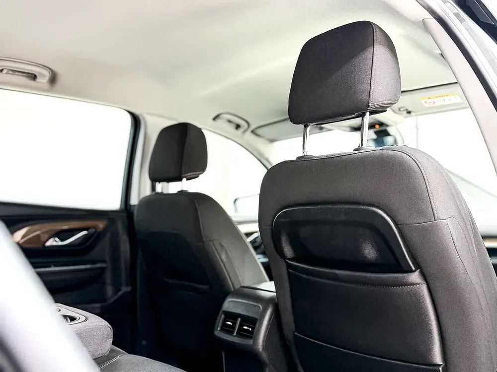 AED 760 // 20% DP // 2020 GMC Terrain SLE AWD 1.5L V4 - Image 10