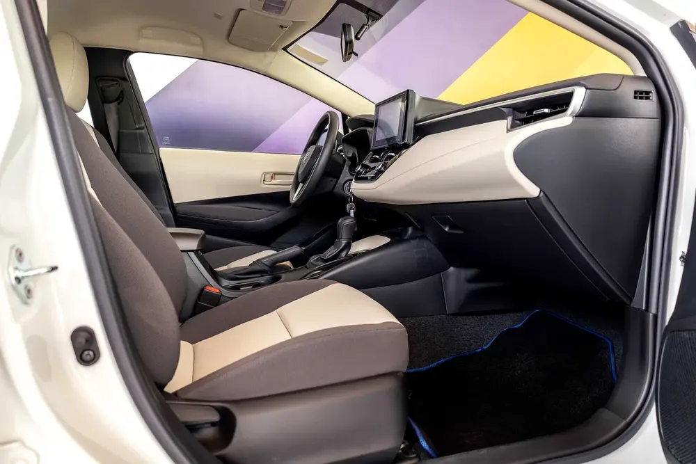 AED 1,232 Monthly l 2024 Toyota Corolla Hybrid 1.8L l GCC l Zero Down Payment l 1 Year Warranty - Image 20