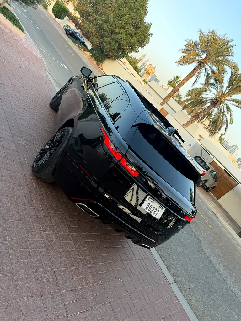 Velar R-Dynamic S - P340 ( V6 ) - Image 12