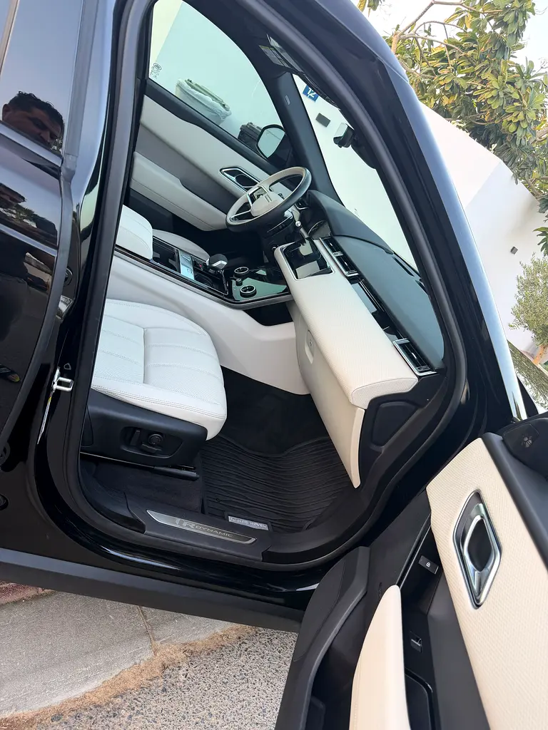 Velar R-Dynamic S - P340 ( V6 ) - Image 20