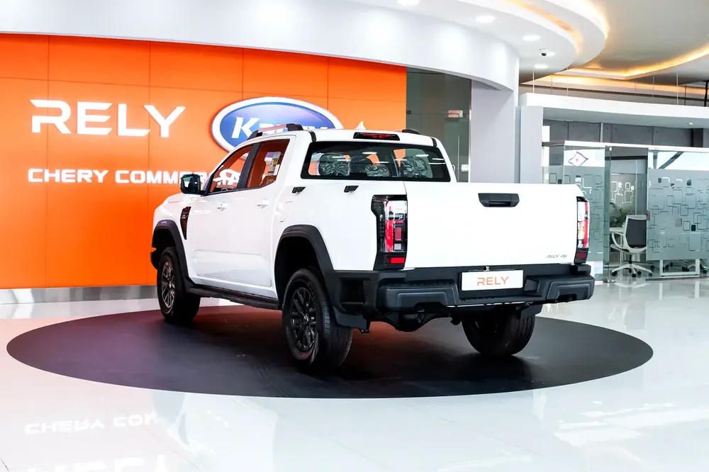 2.4L PETROL | 4X4 | GCC | 5 YEAR / 200000 KM WARRANTY - Image 5