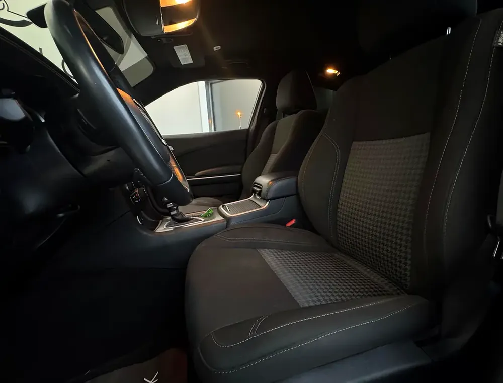 [DODGE CHARGER SXT 3.6L V6 LAST CALL SERIES] - Image 10