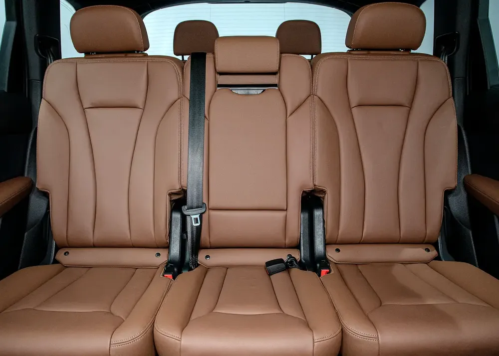 Audi Warranty + Service Contract 2030 • GCC • Low Mileage - Image 12