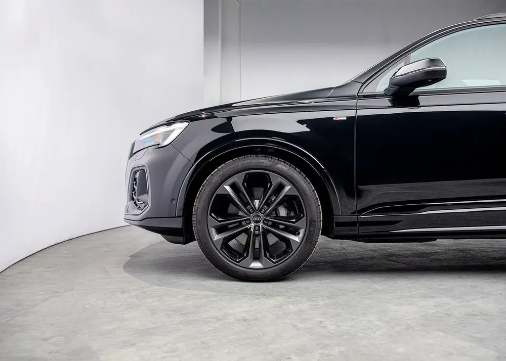 Audi Warranty + Service Contract 2030 • GCC • Low Mileage - Image 16