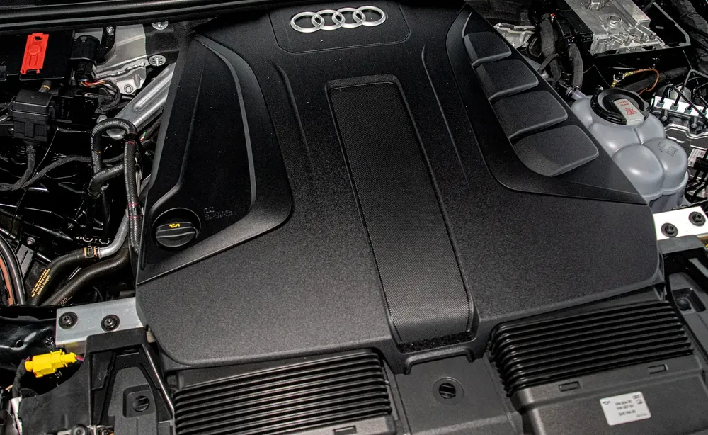 Audi Warranty + Service Contract 2030 • GCC • Low Mileage - Image 18