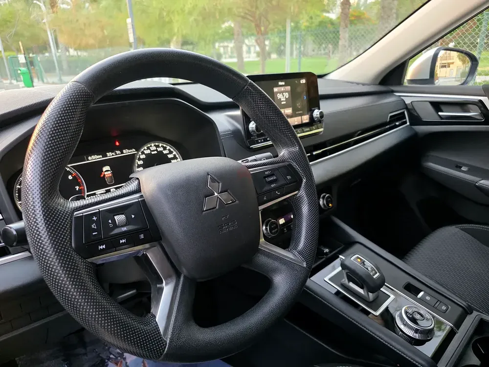 2023 Mitsubishi Outlander GLX New Shape, GCC Specs - Excellent Condition - Image 13