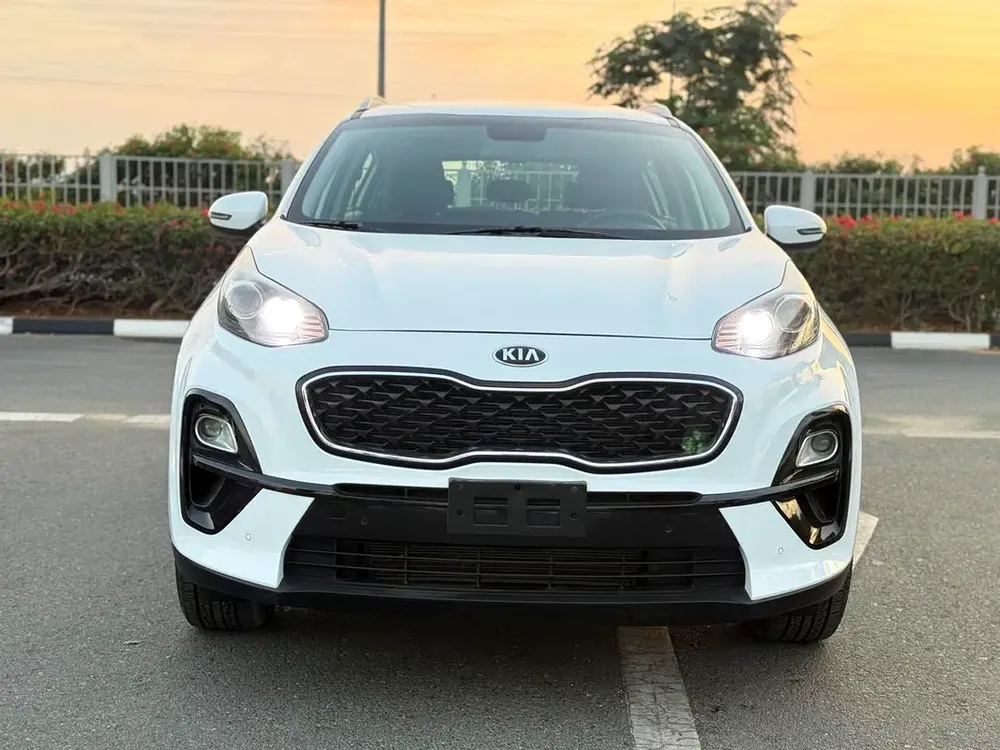 Kia Sportage 2020 model gcc spec 2.4 cc v4 perfect condition AWD - Image 4