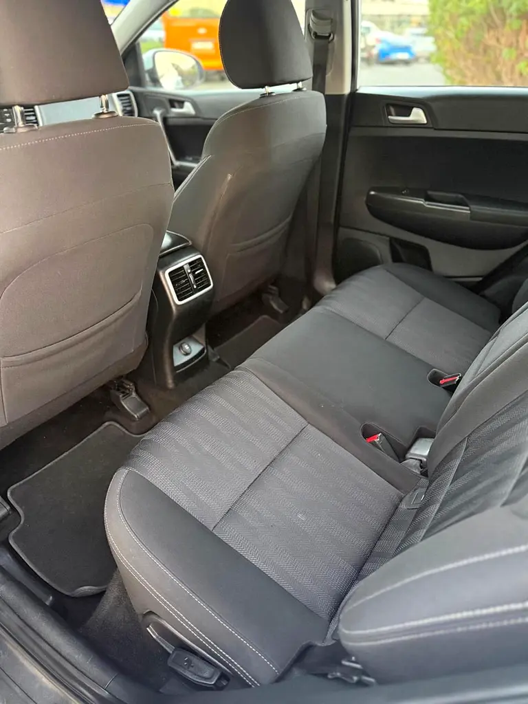 Kia Sportage 2020 model gcc spec 2.4 cc v4 perfect condition AWD - Image 5