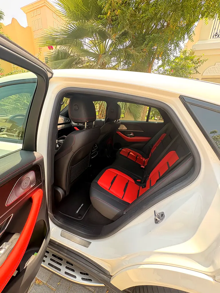 Mercedes-Benz GLE 53 AMG Coupé – 2024 | GCC | Full Gargash History | Immaculate - Image 11