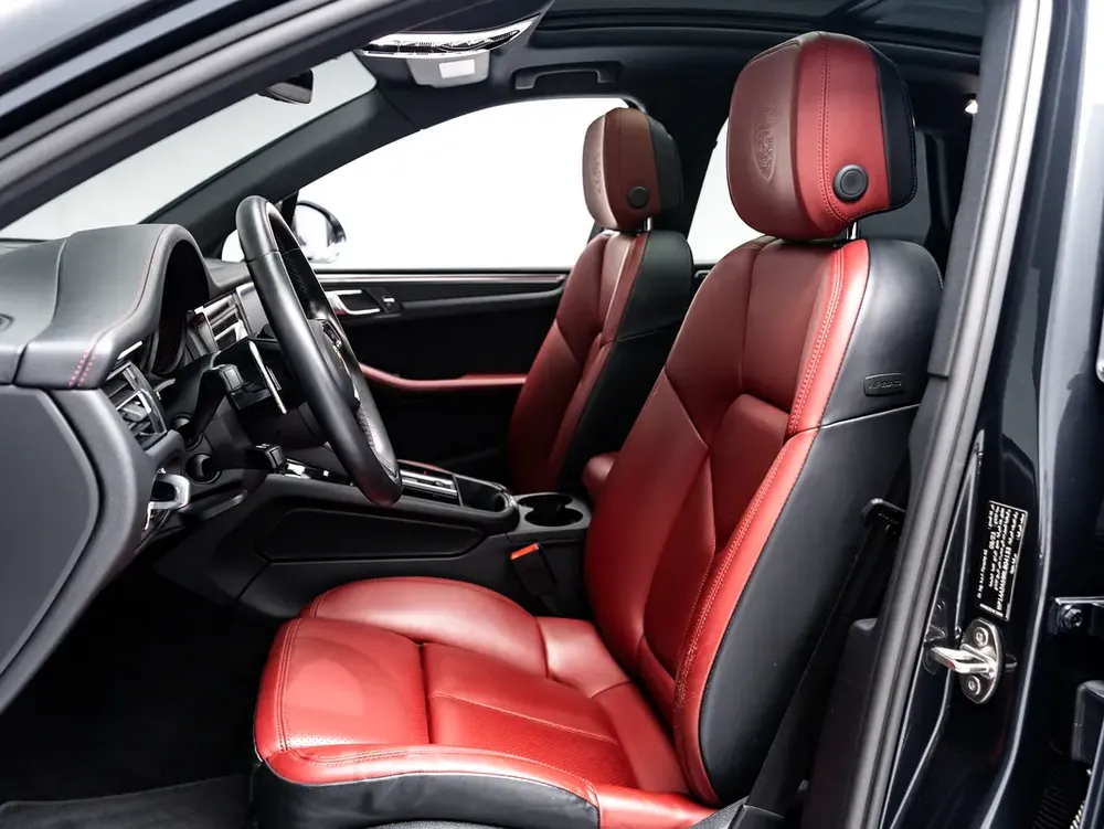 The BEST Ramadan Offer in the UAE - Limited Time, February 2027 Porsche Warranty, GCC - Image 10