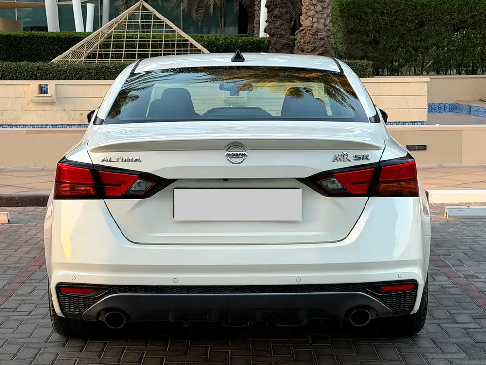 Nissan Altima SR 2019 GCC Specs // One Owner // Amazing Condition // Very Well Maintained - Image 6
