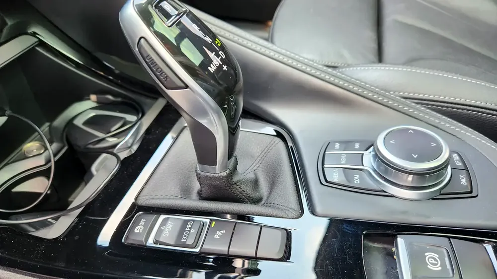 2019 BMW X2 M-sport ||GCC|| full option || low mileage full agency service || CarPlay||accident free - Image 15