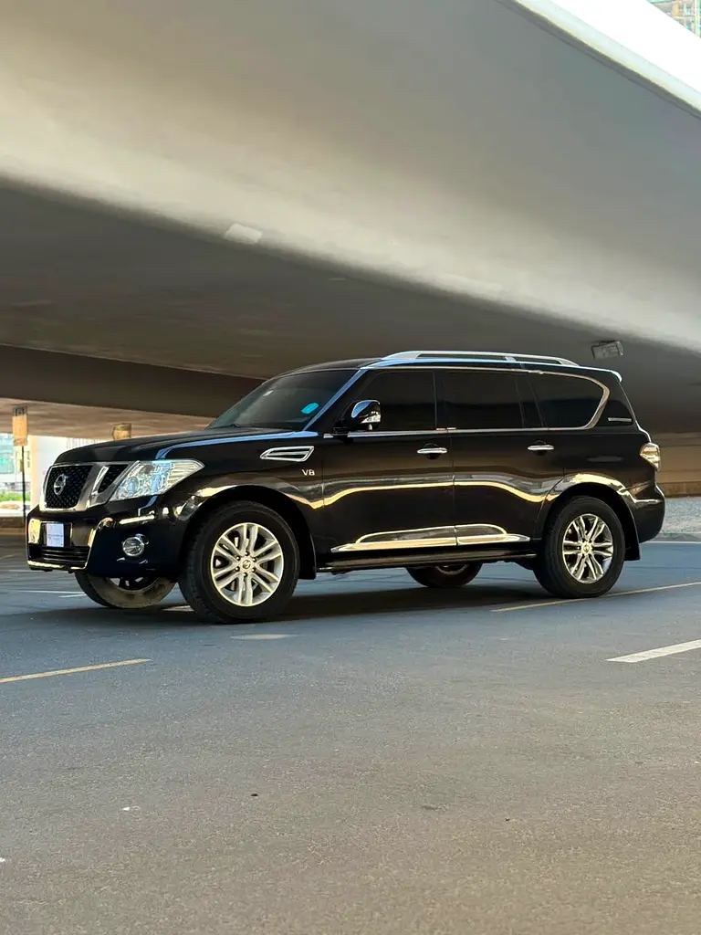 2012 Nissan Patrol LE Full Option 60th Diamond edition - Image 5