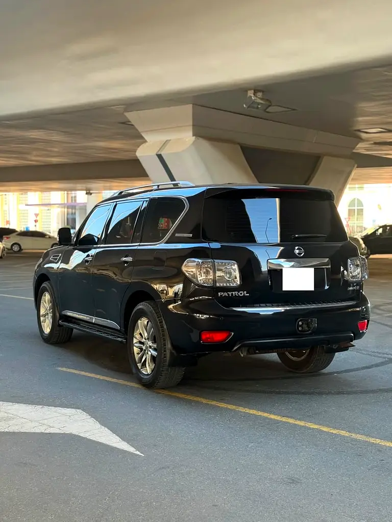 2012 Nissan Patrol LE Full Option 60th Diamond edition - Image 7