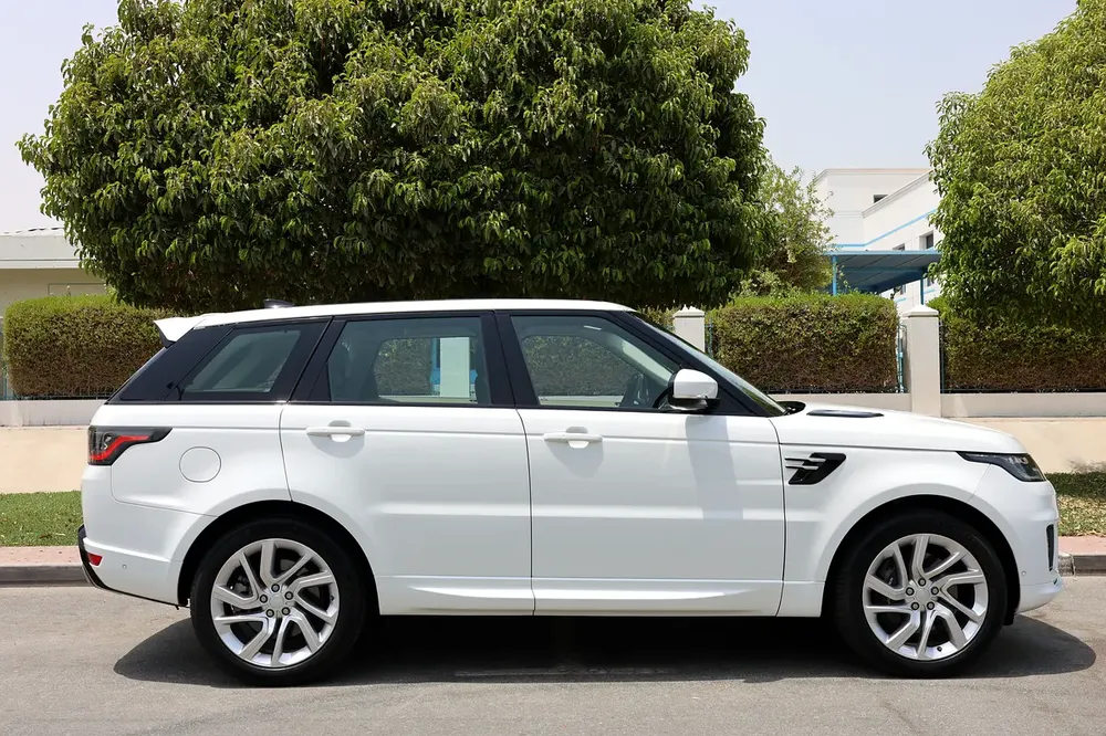Land Rover Range Rover Sport HSE 2019 -117000km -GCC Specs - Image 12