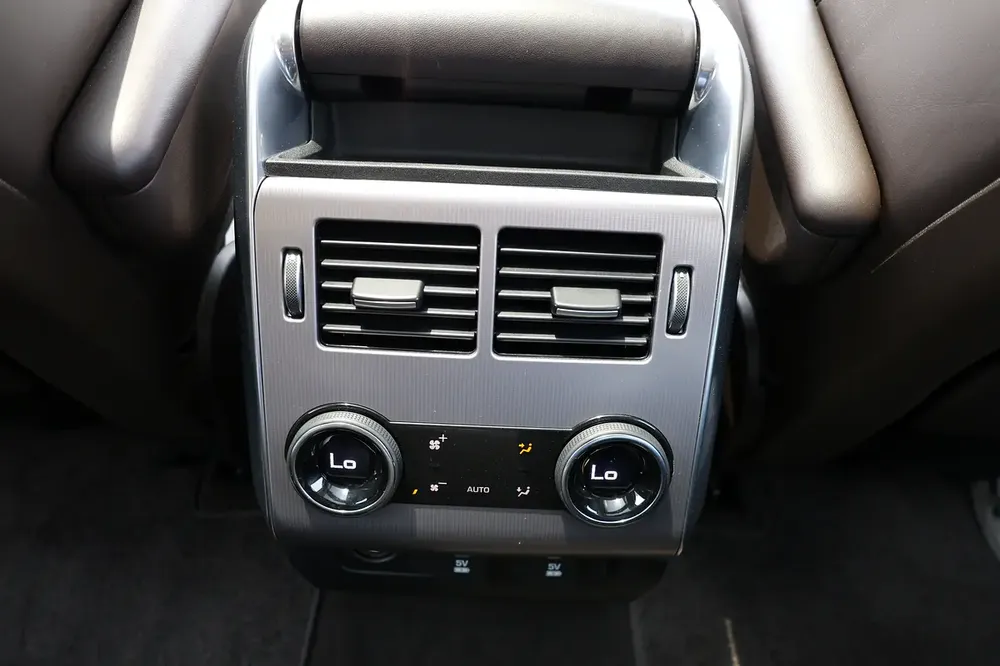 Land Rover Range Rover Sport HSE 2019 -117000km -GCC Specs - Image 19