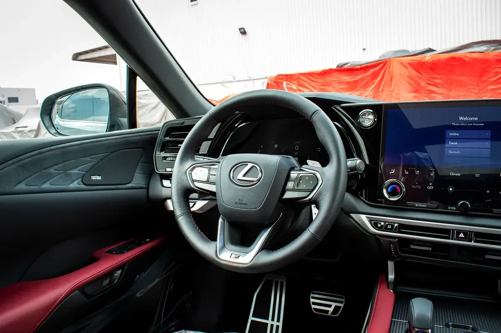 RX500h F Sport - Image 8
