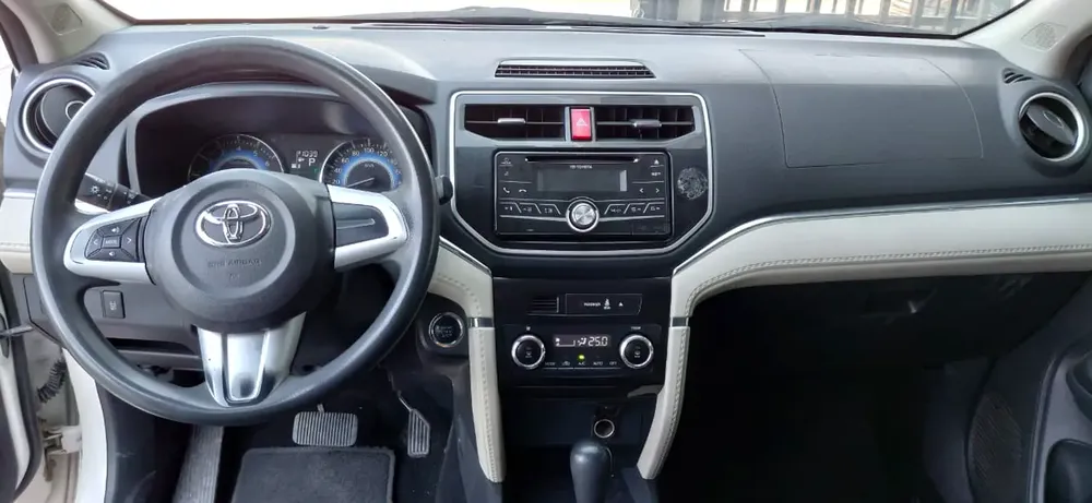 NO CONVENIENCE FEES l Under warranty | Certified Pre-owned | 0% Down Payment - Image 10
