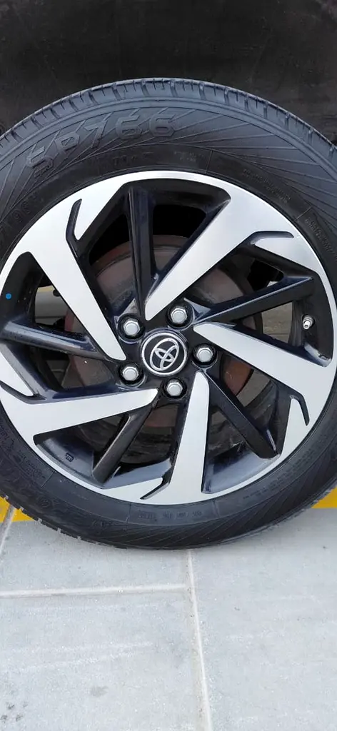 NO CONVENIENCE FEES l Under warranty | Certified Pre-owned | 0% Down Payment - Image 9