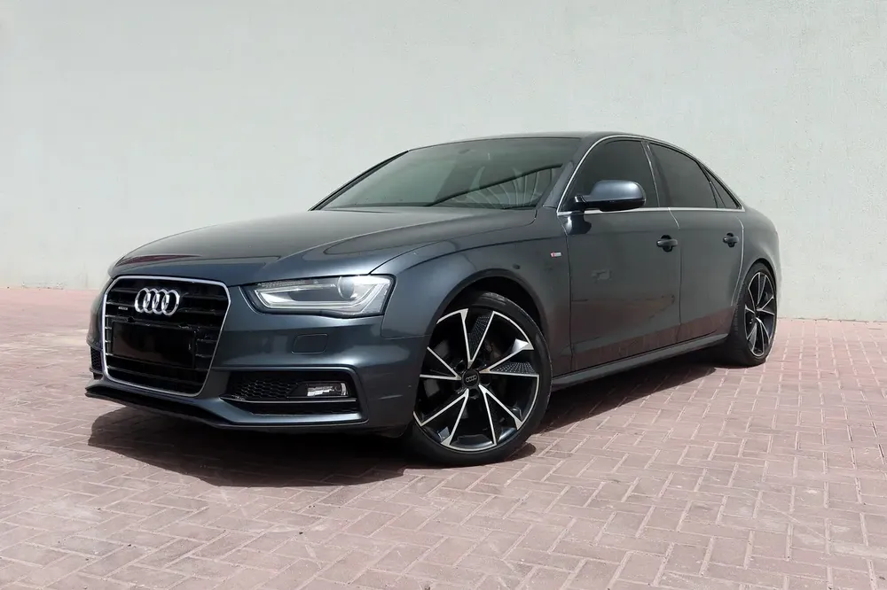 Audi A4 2013 2.0 TFSI Quattro S - GCC Specs - Excellent Condition - Image 4