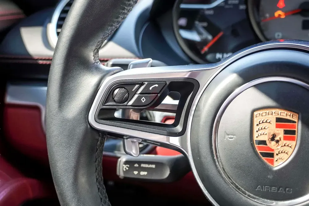 AED 2355/month | 2018 Porsche Cayman S | GCC Specs | Ref#399812 - Image 19