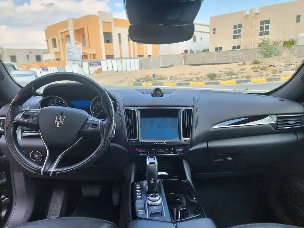 2020 Maserati Levante SQ4  American Specs in very good conditions - Image 8