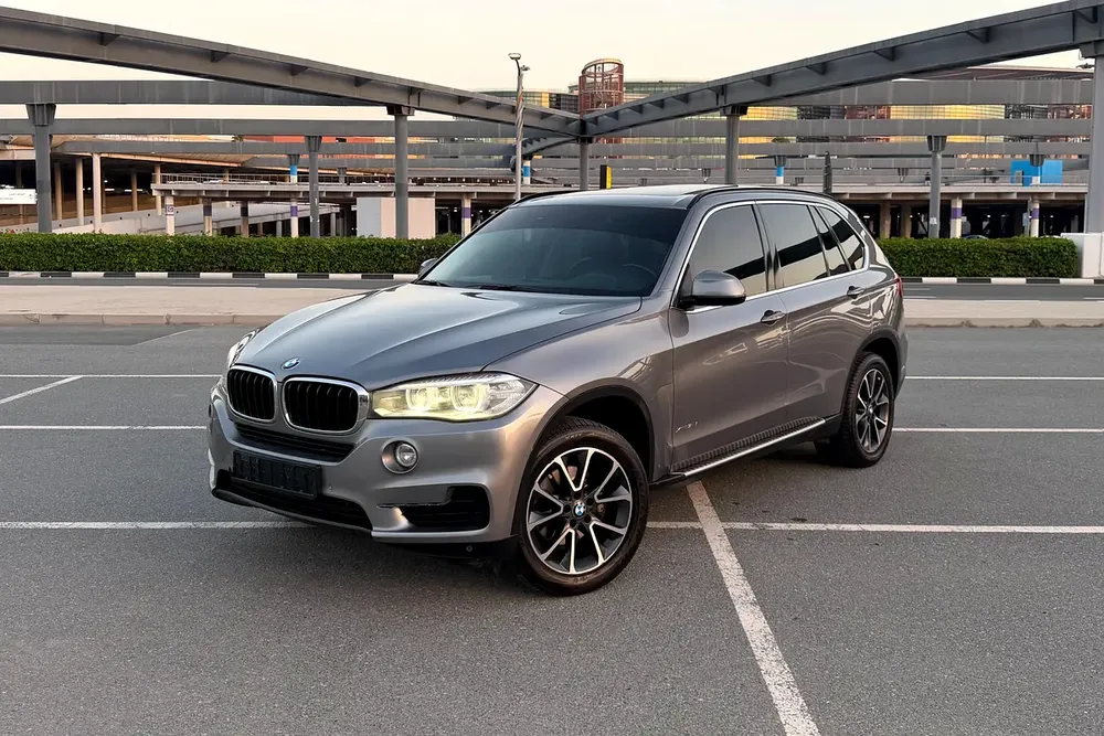AGMC Service History / 2 Keys | BMW X5 xDrive35i 2014 GCC Specifications ( Single Owner ) - Image 4
