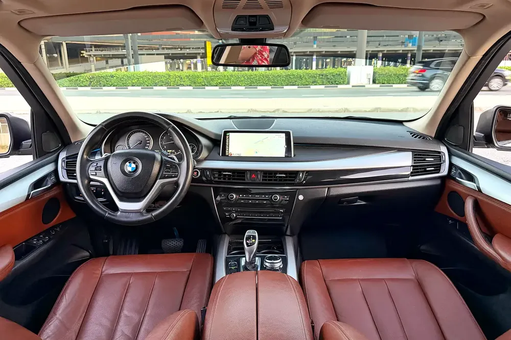 AGMC Service History / 2 Keys | BMW X5 xDrive35i 2014 GCC Specifications ( Single Owner ) - Image 7