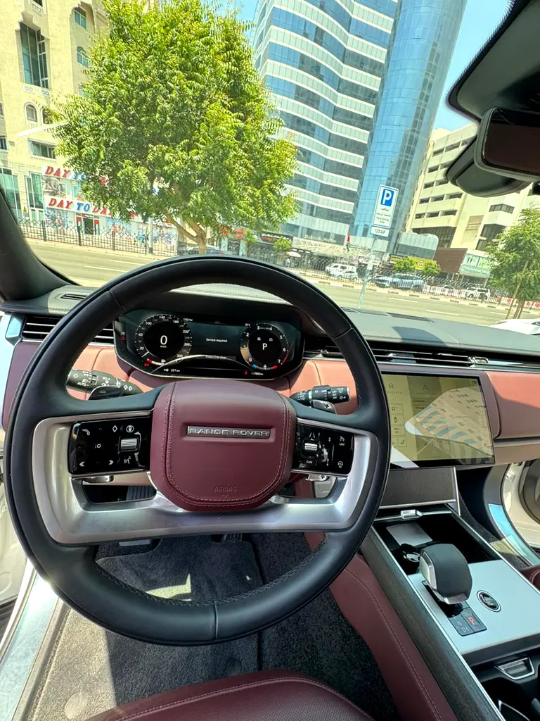2024 Land Rover Range Rover HSE | P400 GCC Specs | Warranty  Service - Image 4