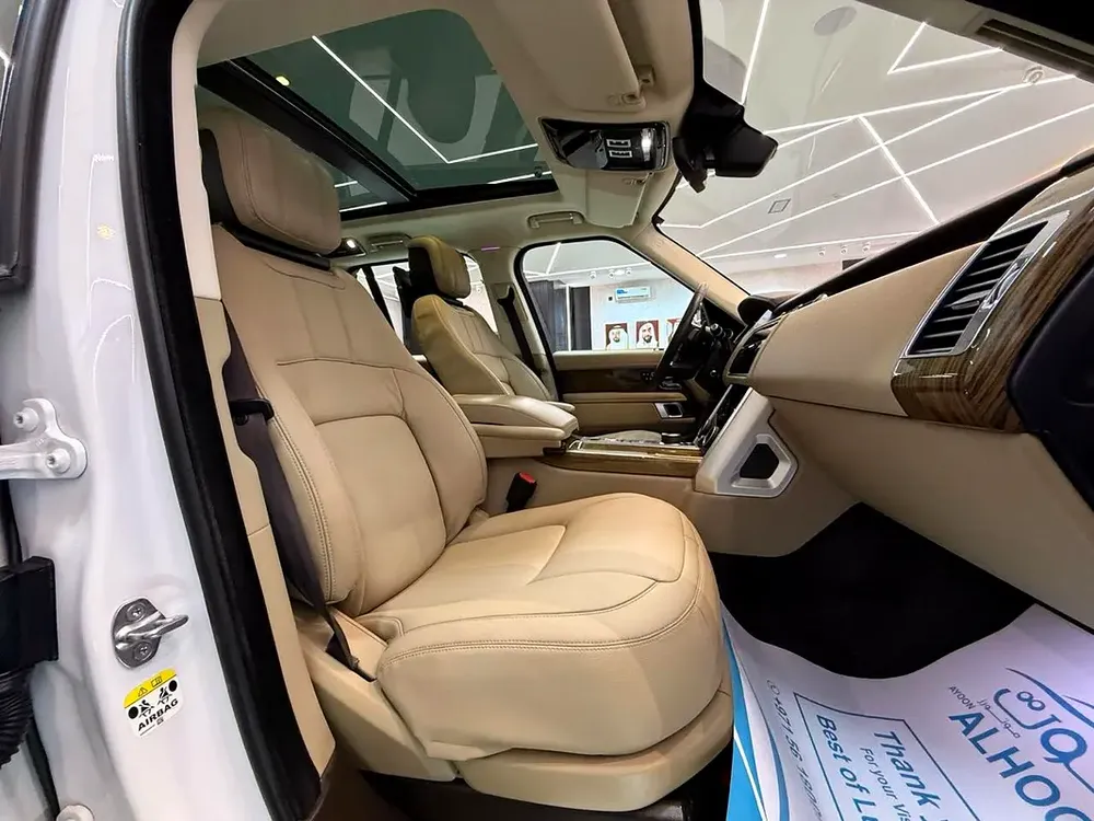 AUTOBIOGRAPHY KIT RR VOGUE SUPERCHARGED || GCC || FULLY LOADED || SCREENS - Image 19