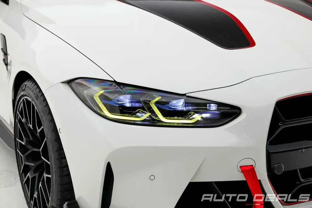 2023 BMW M4 CSL | GCC Specs | Service Contract | Extremely Low Mileage | Full Option | 3.0L i6 - Image 8