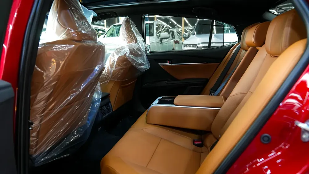 2025 TOYOTA CAMRY LUMIERE 2.5L HYBRID FULL OPTION - Image 15
