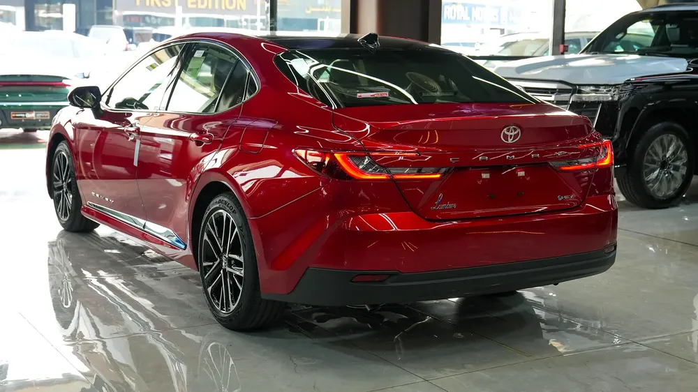 2025 TOYOTA CAMRY LUMIERE 2.5L HYBRID FULL OPTION - Image 17