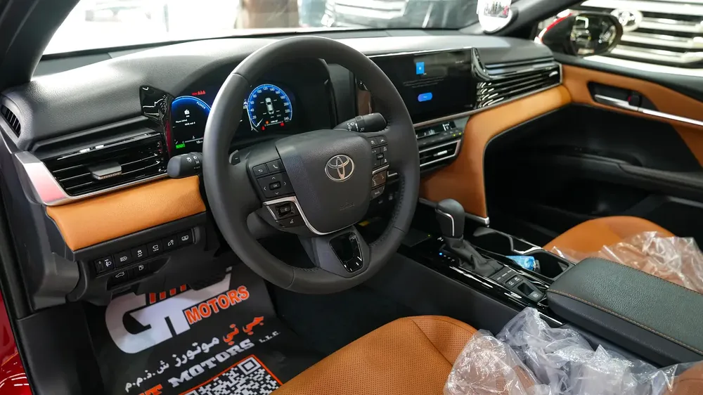2025 TOYOTA CAMRY LUMIERE 2.5L HYBRID FULL OPTION - Image 7