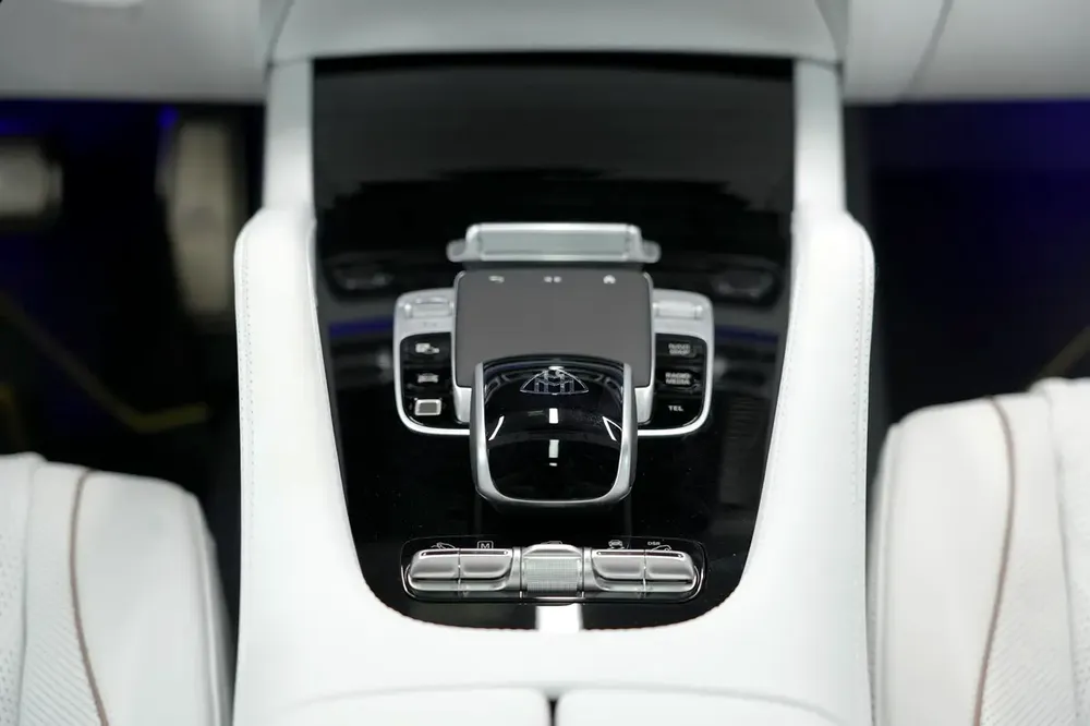 Mercedes-Maybach GLS 600 2026 - GCC Specs - Brand New - Image 12