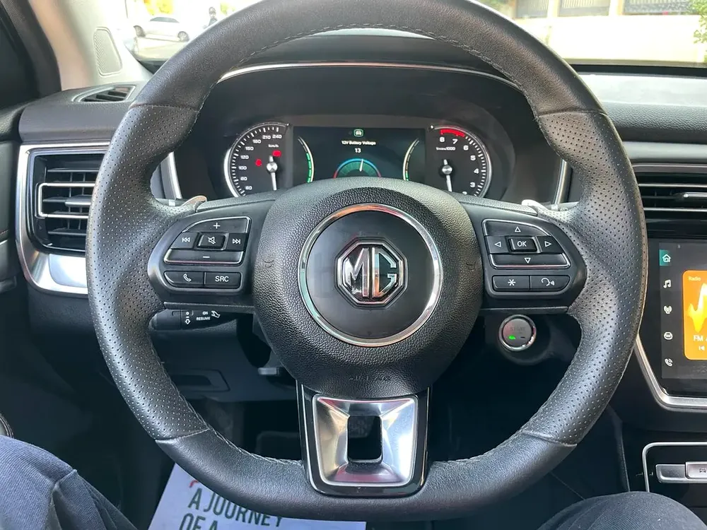 MG RX8 Comfort 2024 GCC Specs//7 SEATS//2.0L Turbo//41000KM - Image 20