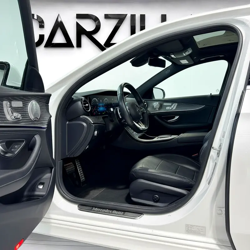 AED 2,252 P.M l 0% Downpayment l E350 AMG l Excellent Condition - Image 8