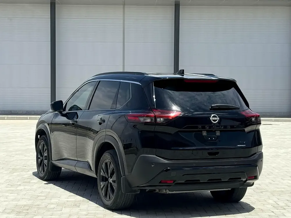 2023 Nissan Rogue Midnight Edition - American Specs - GCC Ready! - Image 5