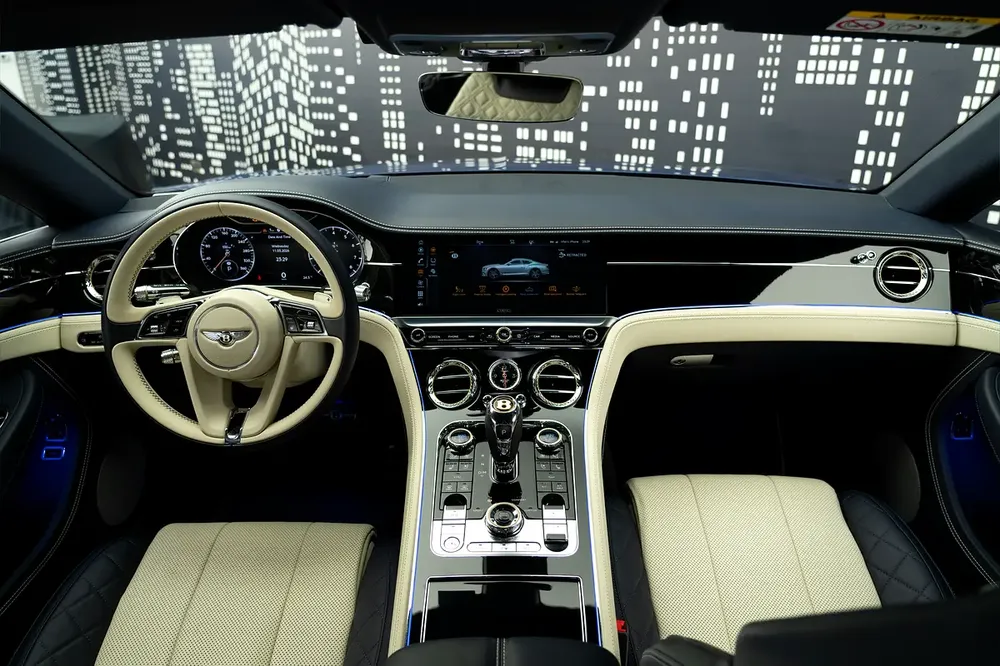 BENTLEY | CONTINENTAL GT | W12 MINT CONDITION LOW MILEAGE - Image 10