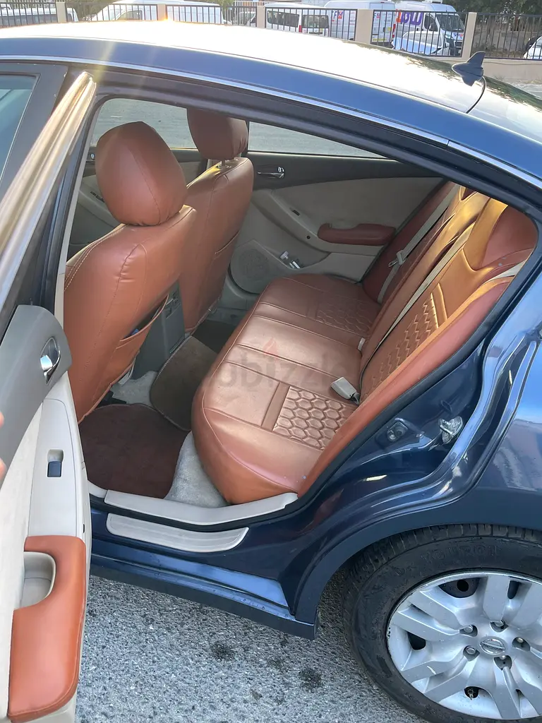 Nissan Altima 2012 GCC Specs - Reliable and Affordable - Image 4