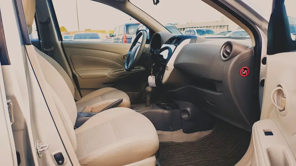 Nissan Sunny SE 2023, GCC Specs - Like New! - Image 8